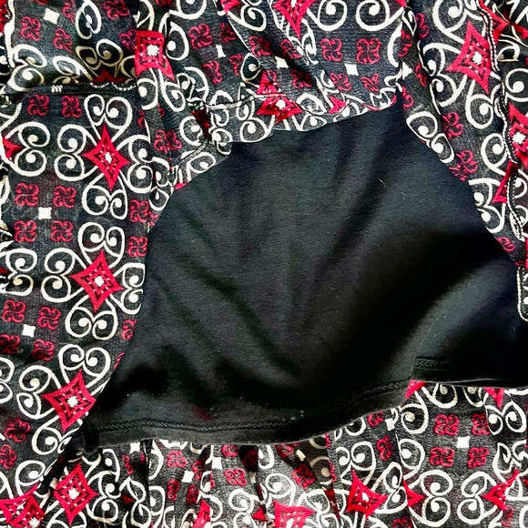 Studio M Floral V-Neck Sleeveless Dress - Picture 3 of 4